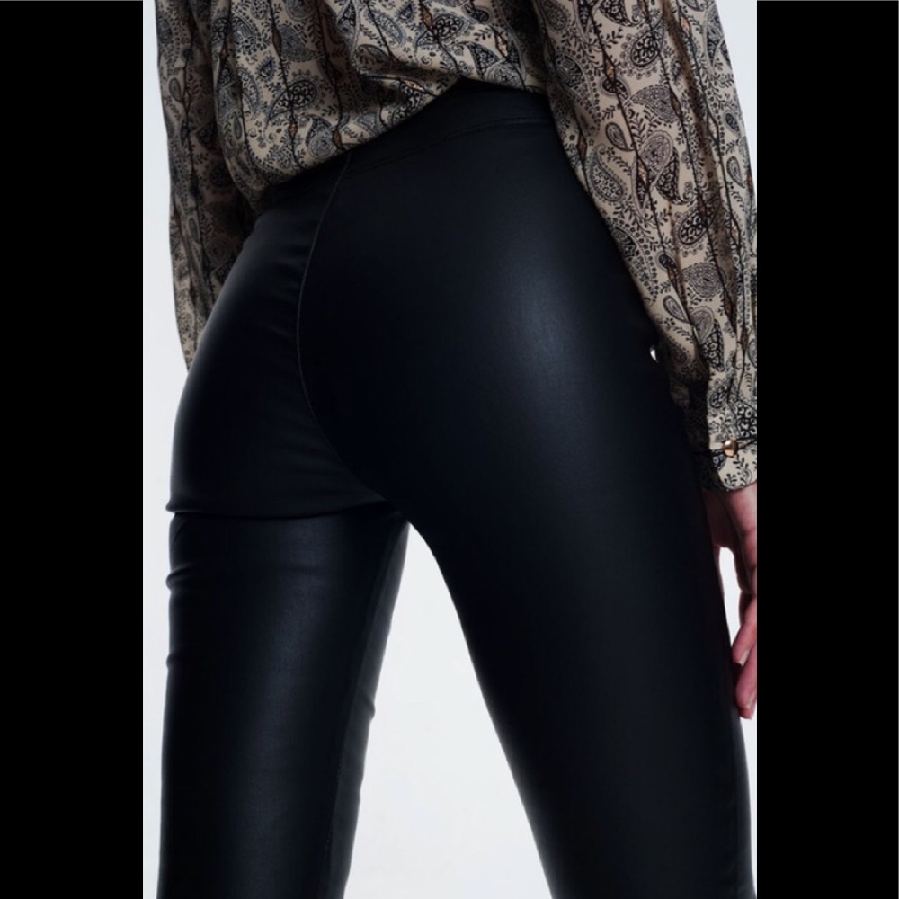 FARRAH BLACK VEGAN LEATHER LEGGINGS - Picture 7 of 7